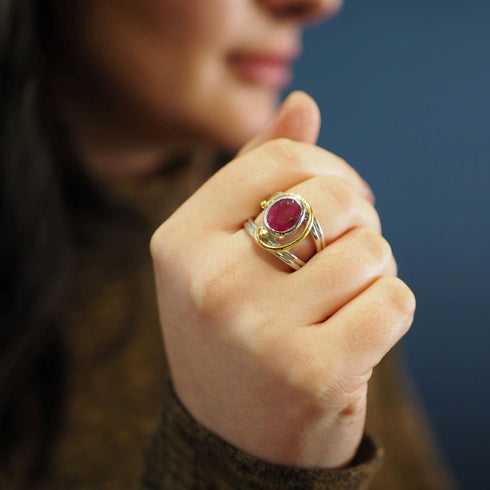 Jasmine Ring in various gemstones